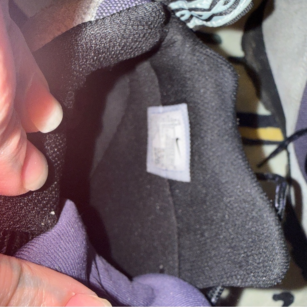 Nike Black and Purple Outerwear - Picture 4 of 7
